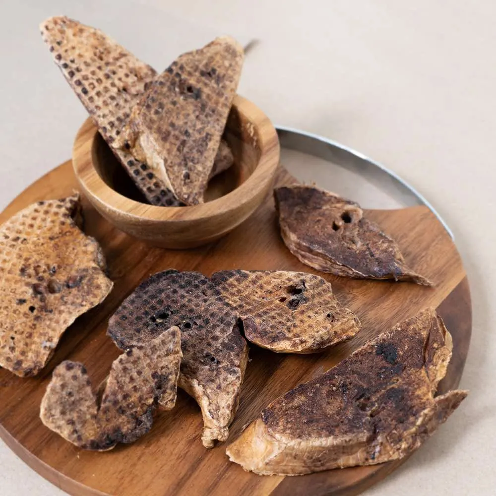 25% OFF: Boneve Earthmade Free-Range Grass-Fed Goat Lung Slice Air-Dried Dog Treats 70g