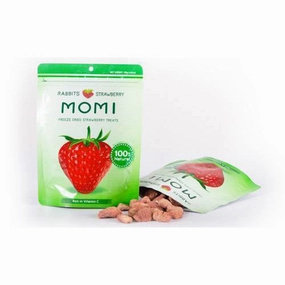 Momi Freeze Dried Treats - Strawberry 15g cat vitamins cat digestive aid cat immune support cat joint supplement cat skin supplement